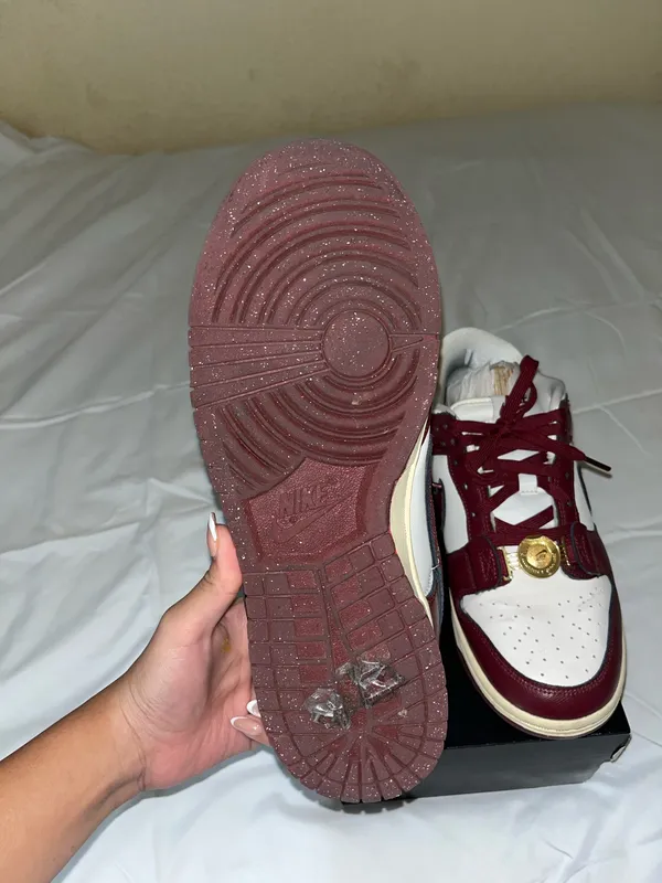 Nike Dunk Low Sneakers - Image 4