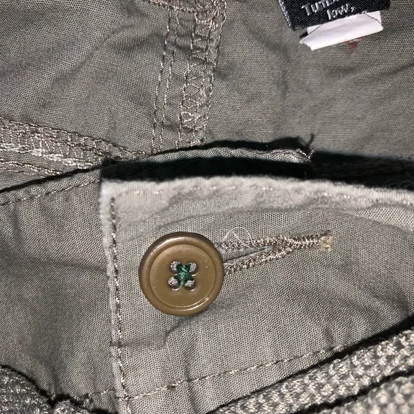 Apt.9 Cargo Capris With Studded Belt Women's Size 4 olive Green - Image 5