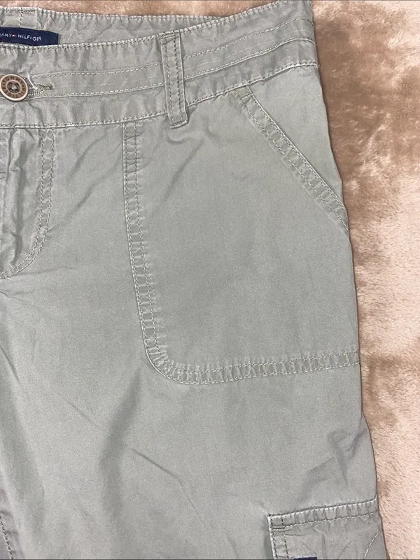 Tommy Hilfiger Light gray Utility Cargo Capris with Drawstring Ankles - Image 5