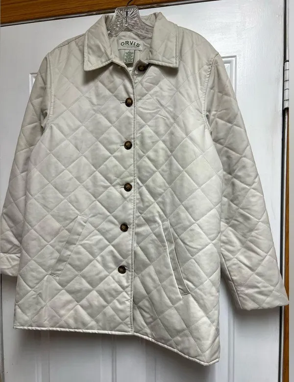 Orvis cream Quilted Jacket sz S - Image 3