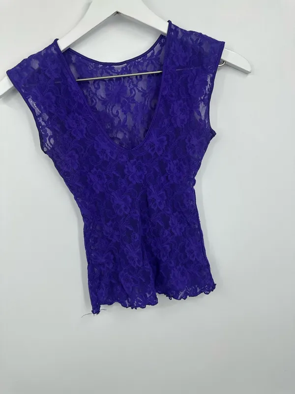 American Vintage Vintage Y2K Purple Lace Sheer Shirt Size Small V Neck Whimsical Fairycore - Image 4
