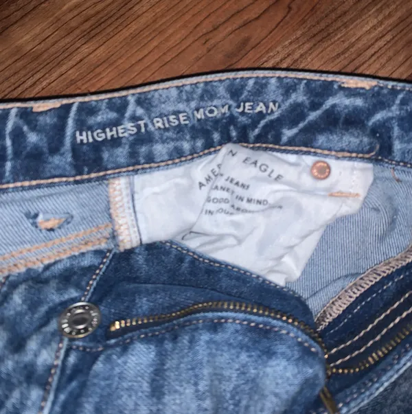 Outfitters High Rise Jeans - Image 3
