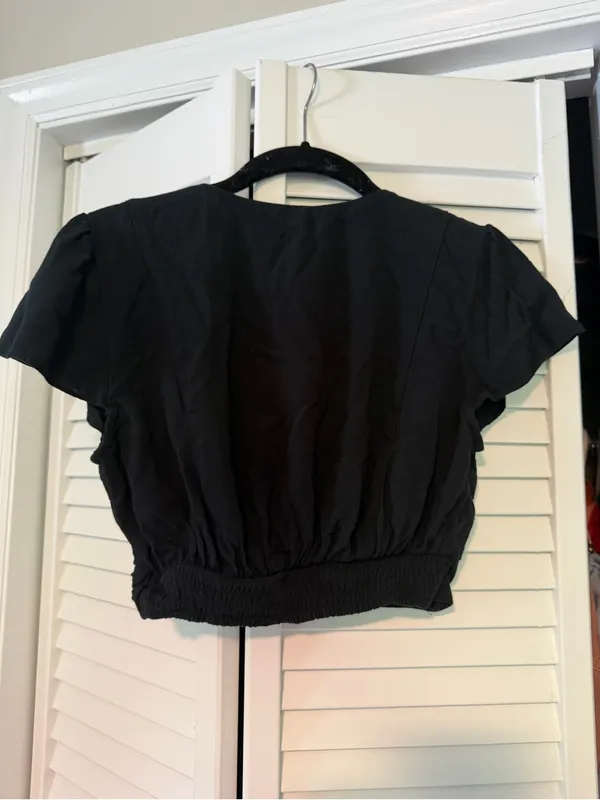 Abercrombie & Fitch Navy Twist-Knot Crop Top - Image 2
