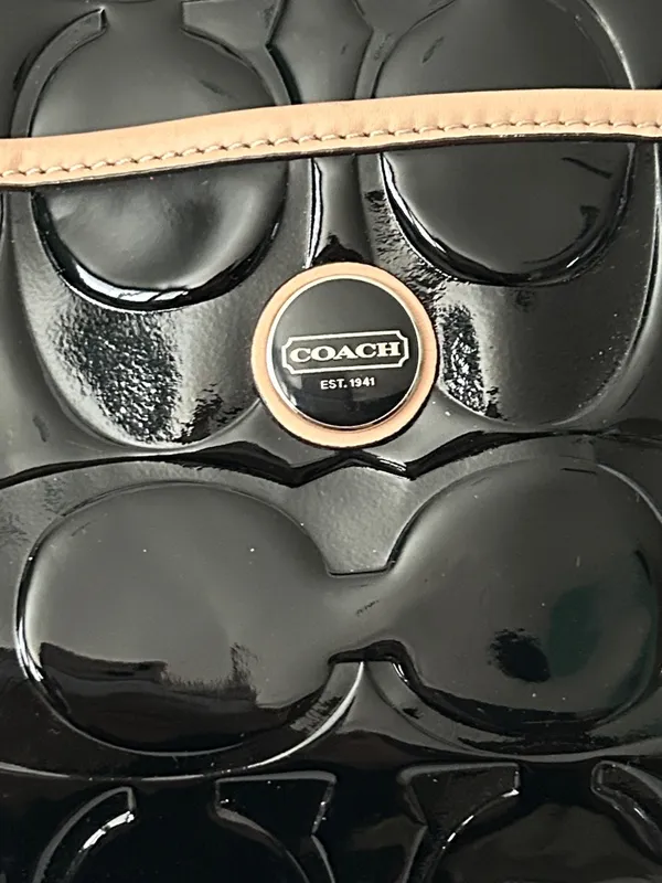 Coach Black Patent Leather w/ Tan Leather Trim Tote Shoulder Bag Purse ♥️♥️ - Image 3