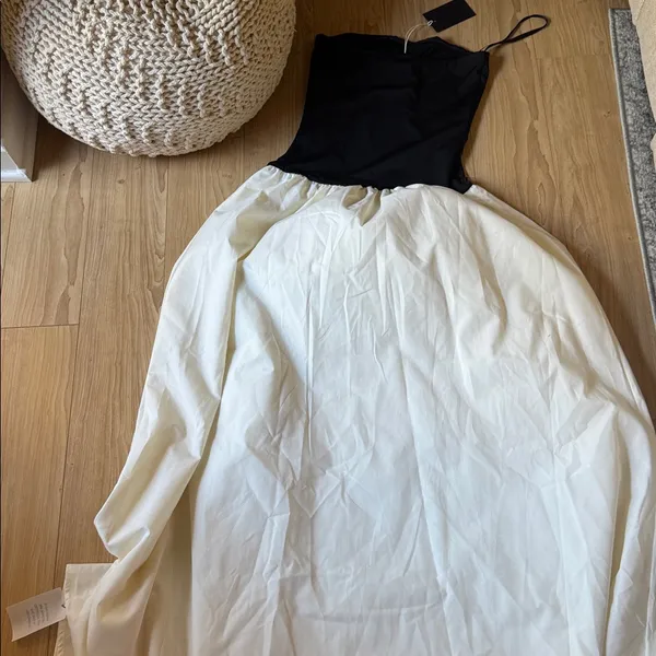Vega Maxi Dress in Black & White - Image 7