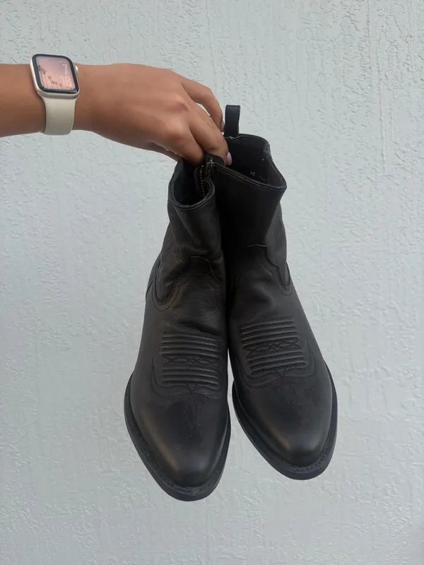 Leather cowgirl boots - Image 2