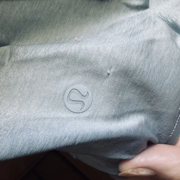 Lululemon Essentials Racer Back Crossover Tank Top lightweight pastel green M - Image 4