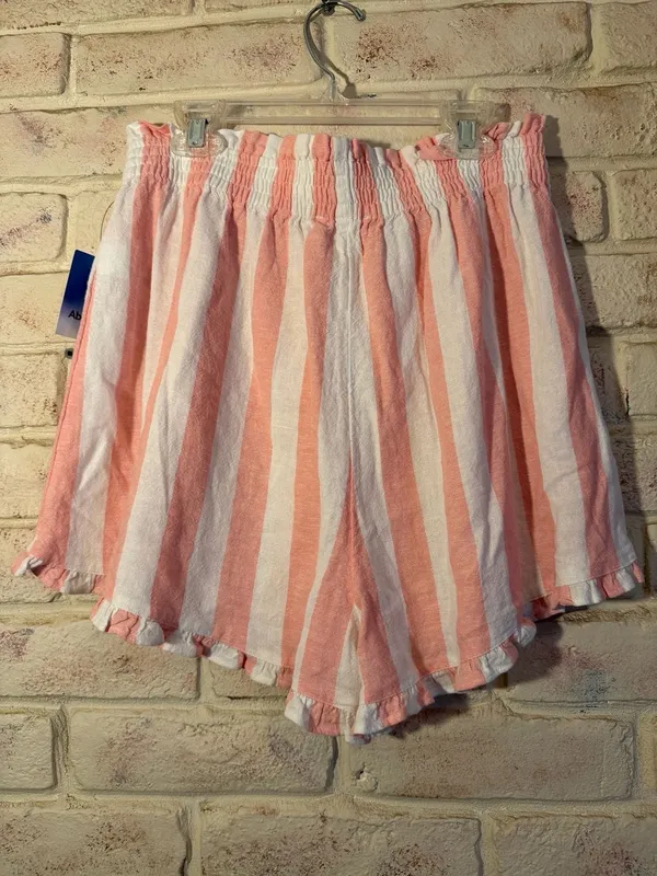 Abound Women's Pink and White Striped Ruffle Shorts - Image 3