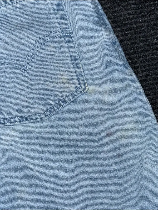 Vintage Levis Relaxed Fit Denim Mid Thigh Shorts 10 / 28 Light Wash Cotton Jorts - Image 4