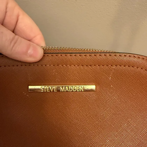 Steve Madden Tan Shoulder Bag - Image 2