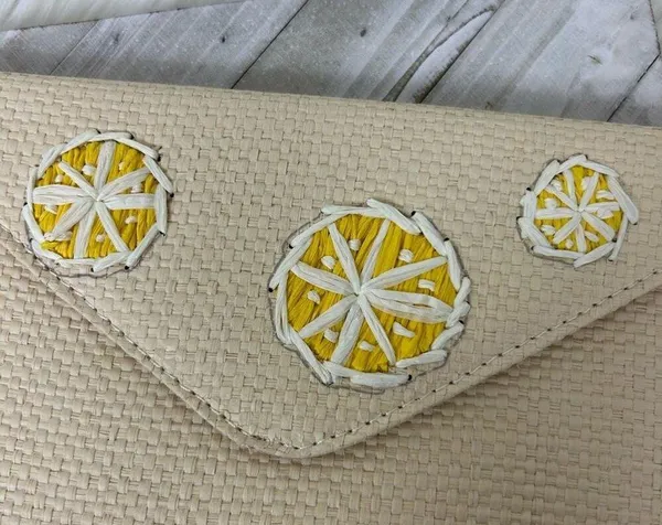 NWT Colorplay Lemon Slice Woven Straw Summer Clutch Bag - Image 2