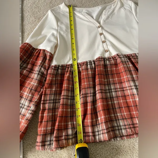 Cupshe Cream Top with Rust Plaid Hem and Sleeves - Image 6