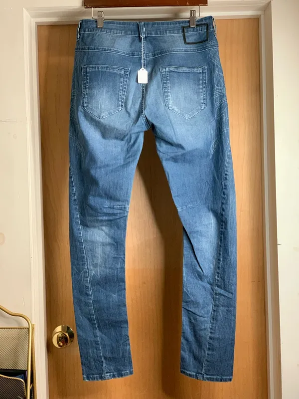 Easy to Wear Faded Blue Wash Barrel Jeans. Size-29 Utilitarian Streetwear - Image 3