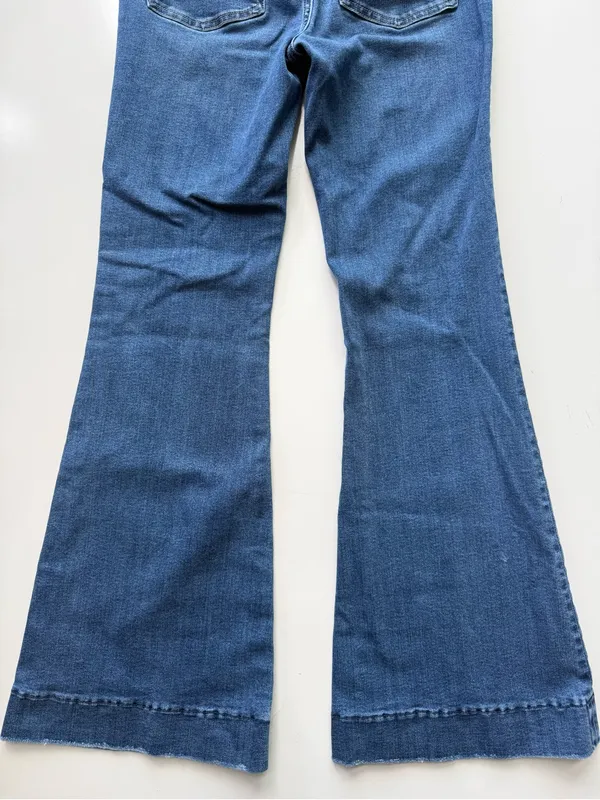 Pistola Kinsley Mid Rise Flare Jeans Size 28 - Image 8