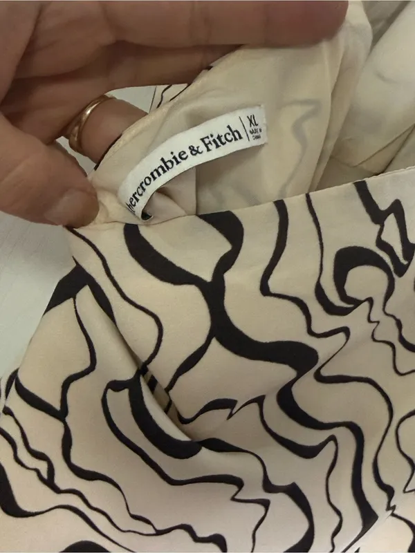 Abercrombie & Fitch Halter Ruched Abstract Print Mini Dress Size XL - Image 10