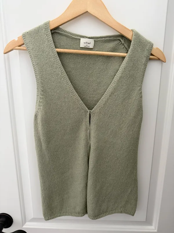 Aritzia Wilfred green sweater top - Image 3