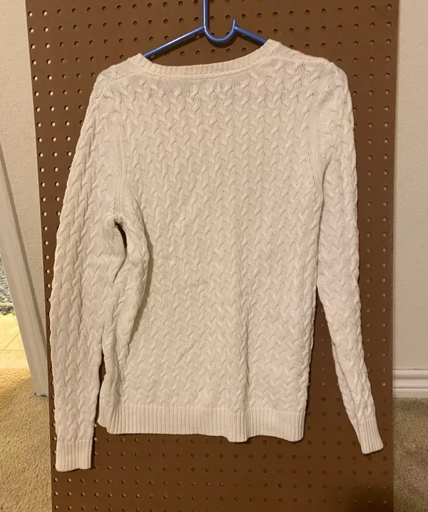 Croft & Barrow Sweater - Image 2