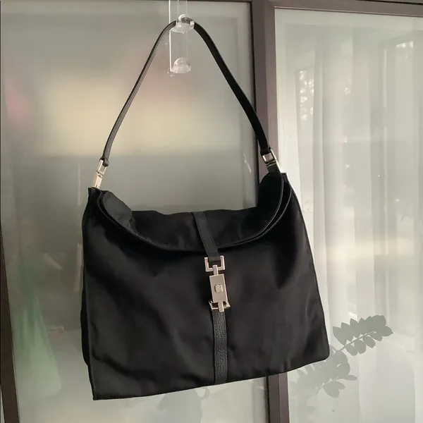 NICE GUCCI nylon bag 🌹🌹🌹 - Image 2