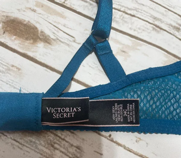 Victoria's Secret Bra - Image 4