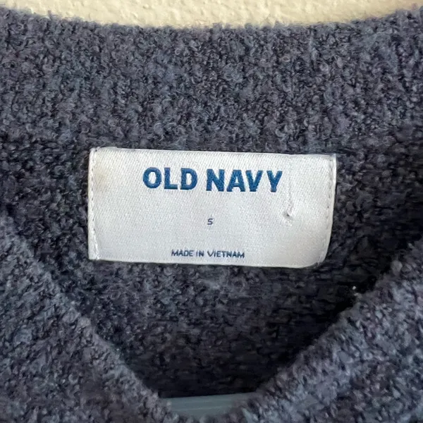 Old Navy Women’s Sweater - Image 3