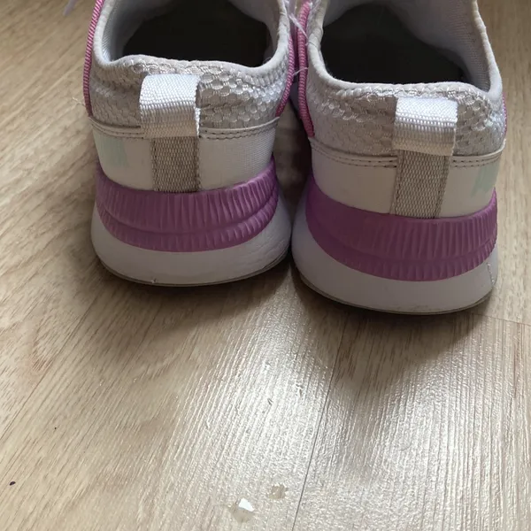 Puma Pacer Future Street Women's Sneakers Size 9 - Image 4