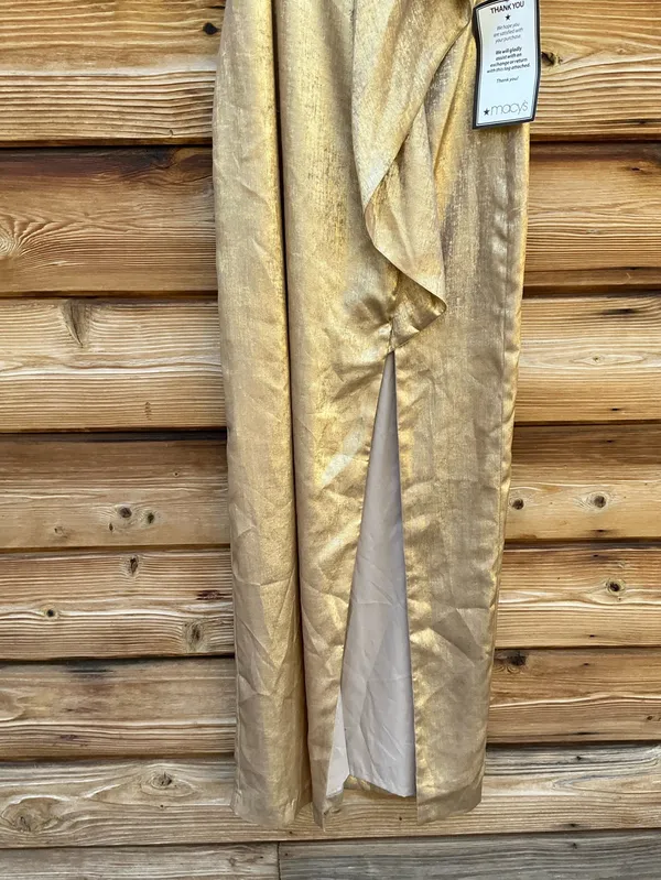Adrianna Adrianna Papell Gold Metallic Layered One-Shoulder Gown Size 2 - Image 8