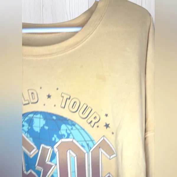 AC/DC Women’s Graphic 1979 Sweatshirt - Image 5