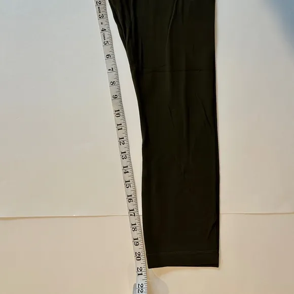 Lululemon Align Crop *21" - No Size Tag / Yes Size Dot.‎ - Image 6