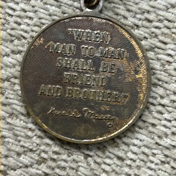BOYS TOWN NEBRASKA TOKEN MEDAL KEYCHAIN vintage - Image 3