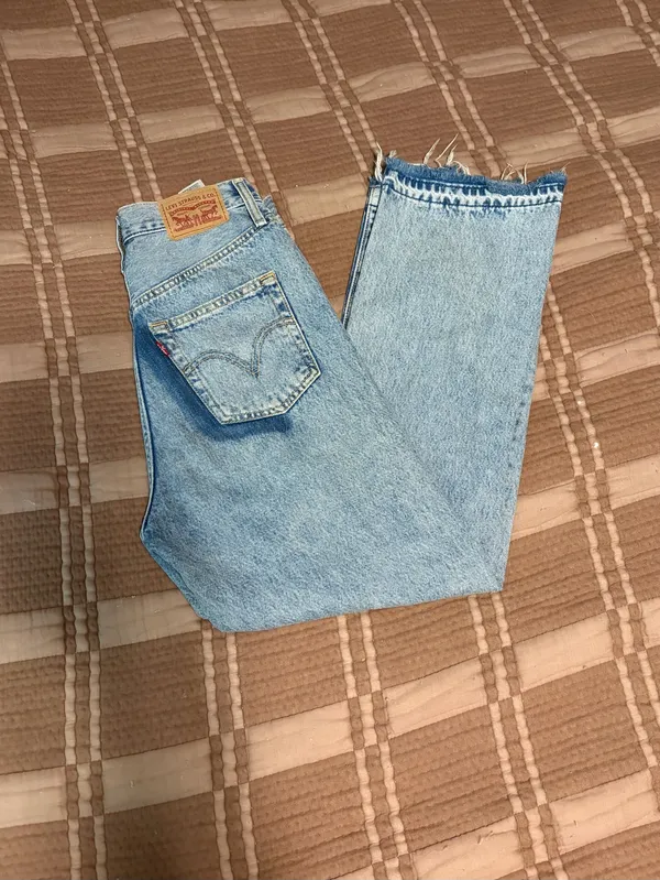 Levi’s Ribcage Straight Ankle Jeans - Image 2