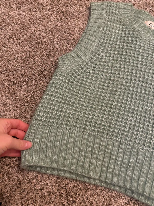 Green Sweater Vest - Image 2