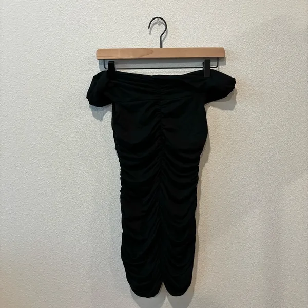 Reformation Sabine ruched black off the shoulder dress - Image 3