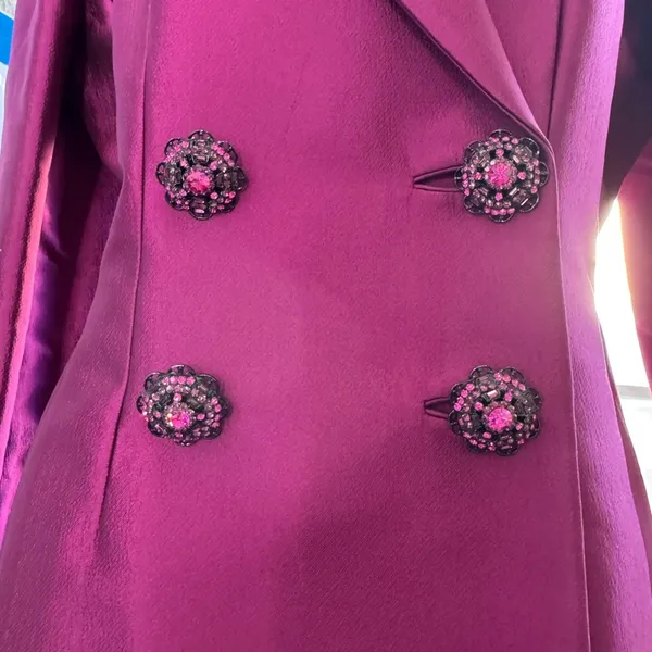 Badgley Mischka Fuchsia Skirt Suit Set Crystal Button Blazer Pencil Skirt Sz 10 - Image 2