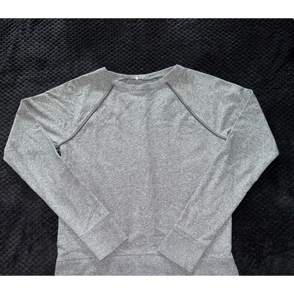 Lululemon Womens Crew Love Long Sleeve Pullover Heather Grey Size 6 - Image 2
