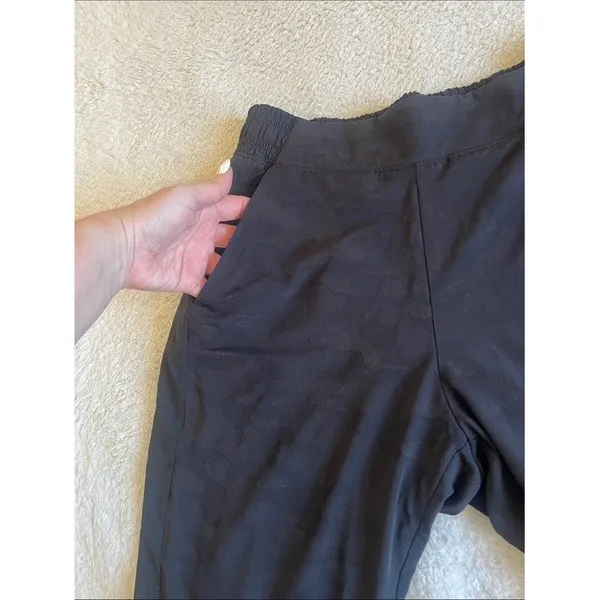 Athleta Brooklyn Textured Lined Jogger Size 4 Black Camo Travel Pants - Image 11