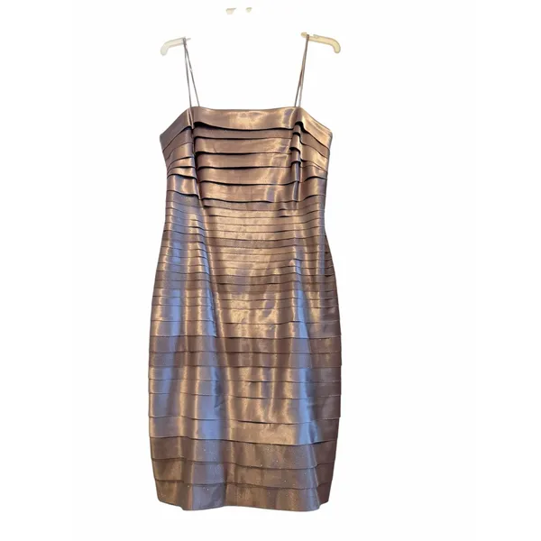 Connected Apparel NWT Champagne Sparkly Dawn Oliva Cocktail Dress - Size 10 - Image 5