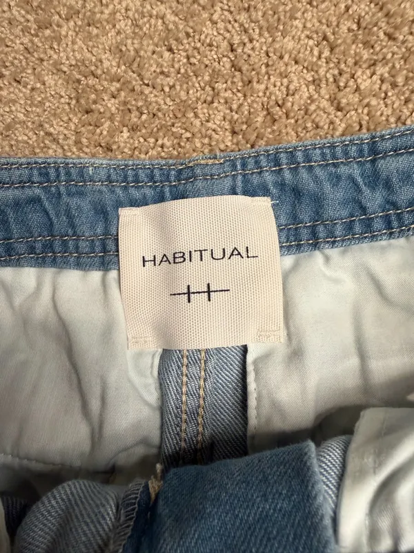 Habitual Light Wash Denim Pants‎ Relaxed Barrel Leg Jeans NWT Size 6/28 - Image 2