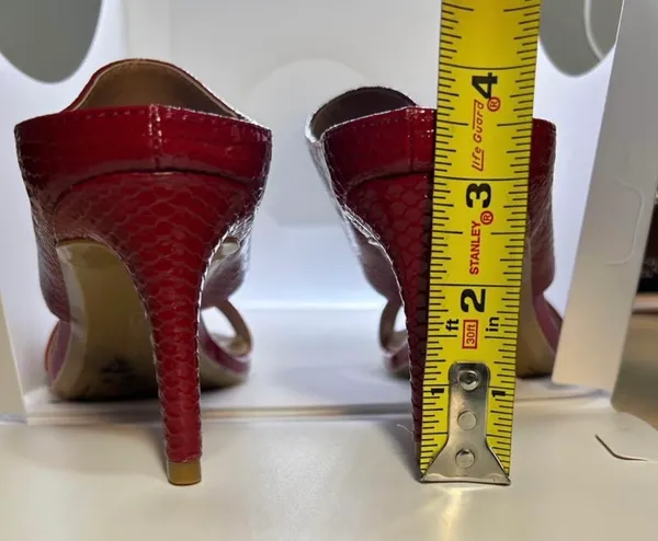 Calvin Klein New women's shoes red. Size 8.$40. - Image 3