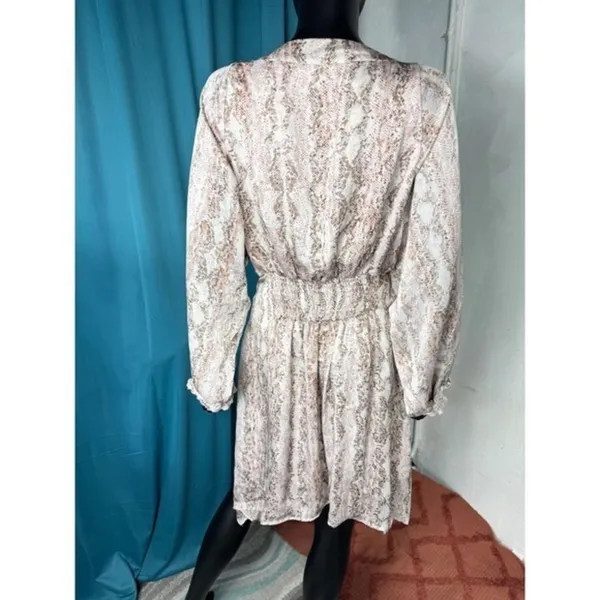 FATE Snake Print V Neck‎ Long Sleeve Smocked Waist Mini Dress Women's Size L - Image 3