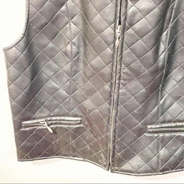 Marsh Landing‎ Womens Large Vegan Faux Leather Quilted Sleeveless Vest - Image 2