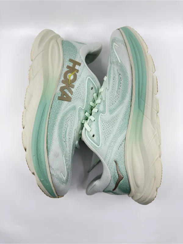 Hoka Women’s Clifton 10. Sea Glass/Jadeite Colorway SZ 10 Wide. - Image 8