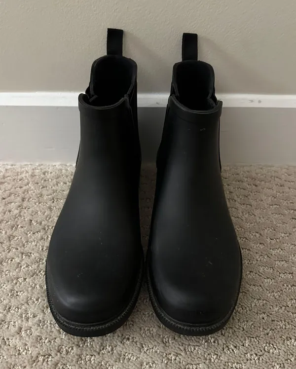 Madewell Classic Chelsea Rain Boots - Image 2