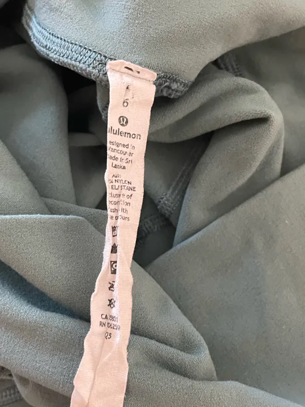 Lululemon Reveal Short Digital Rain High-Waist Women’s Performance Bike Shorts - Image 6