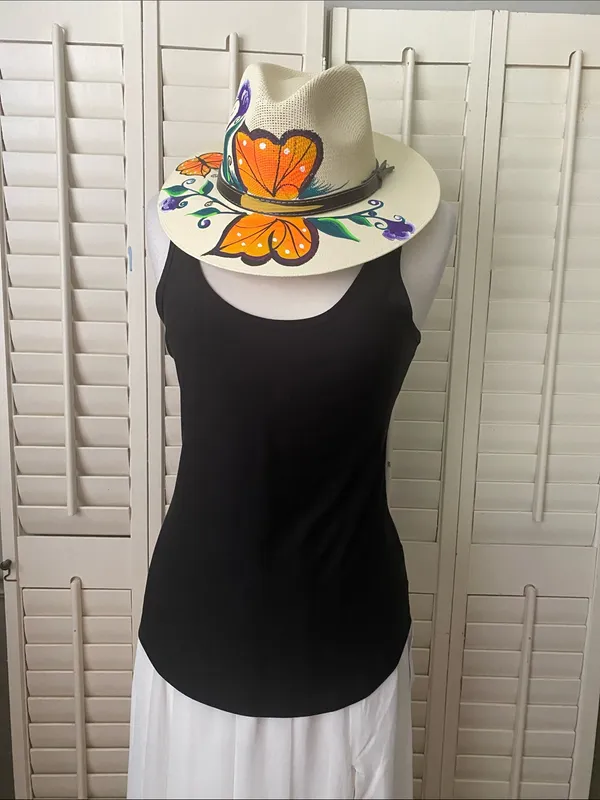 No Boundaries Black Scoop Neck Tank Top - Image 5