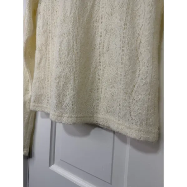 Commense Cream Lace Knit Long Sleeve Crew Neck Fuzzy Top NWOT - Image 10