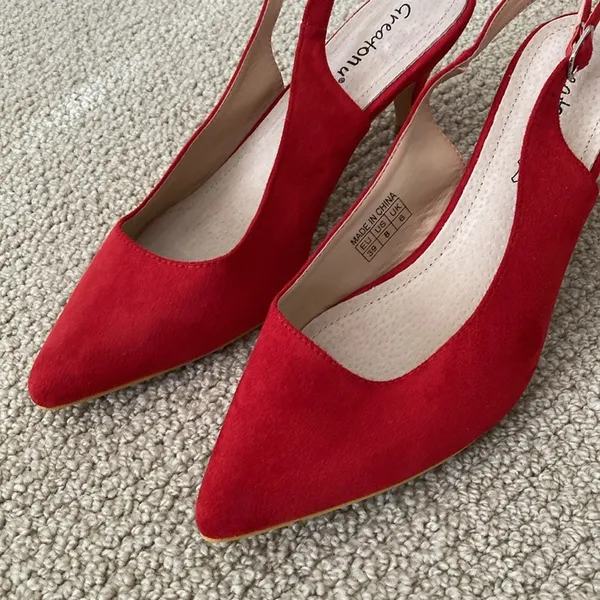 NEW Greatonu Bright Red Women’s Kitten Heels Suede Leather Size 39 Shoes NWOB - Image 2