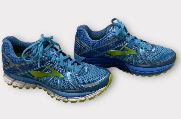 Brooks Adrenaline GTS 17 Azure Blue Lime Punch Size 7 - Image 4