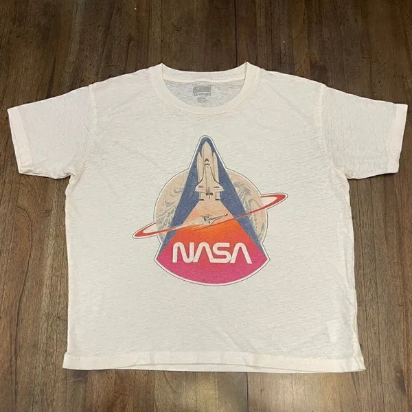 American Eagle Beach Nasa Shirt - Image 8