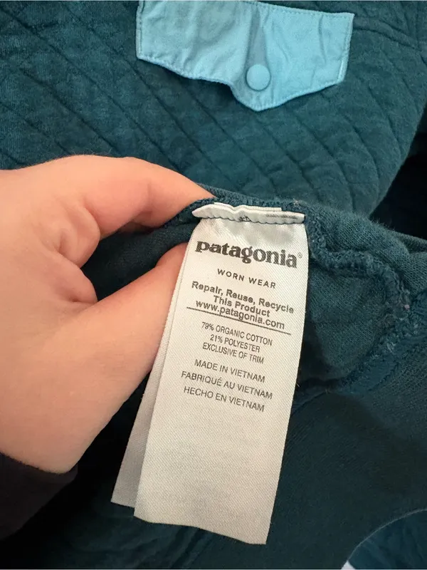 Patagonia Women's Organic Cotton Quilt Snap-T Pullover - Image 4