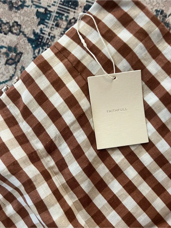 NWT FAITHFULL Valeria Capri Pants in gingham cedar - Image 12